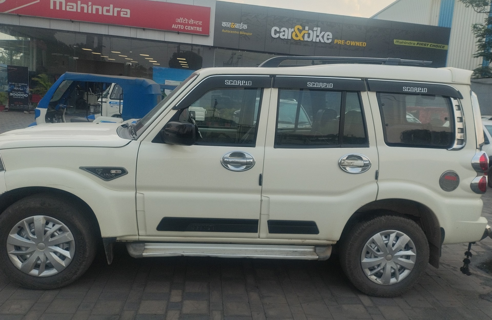 View 2023 Mahindra Scorpio Classic S 7 Seater Image 6 Used 2023 Mahindra Scorpio Classic S 7 Seater Image 6