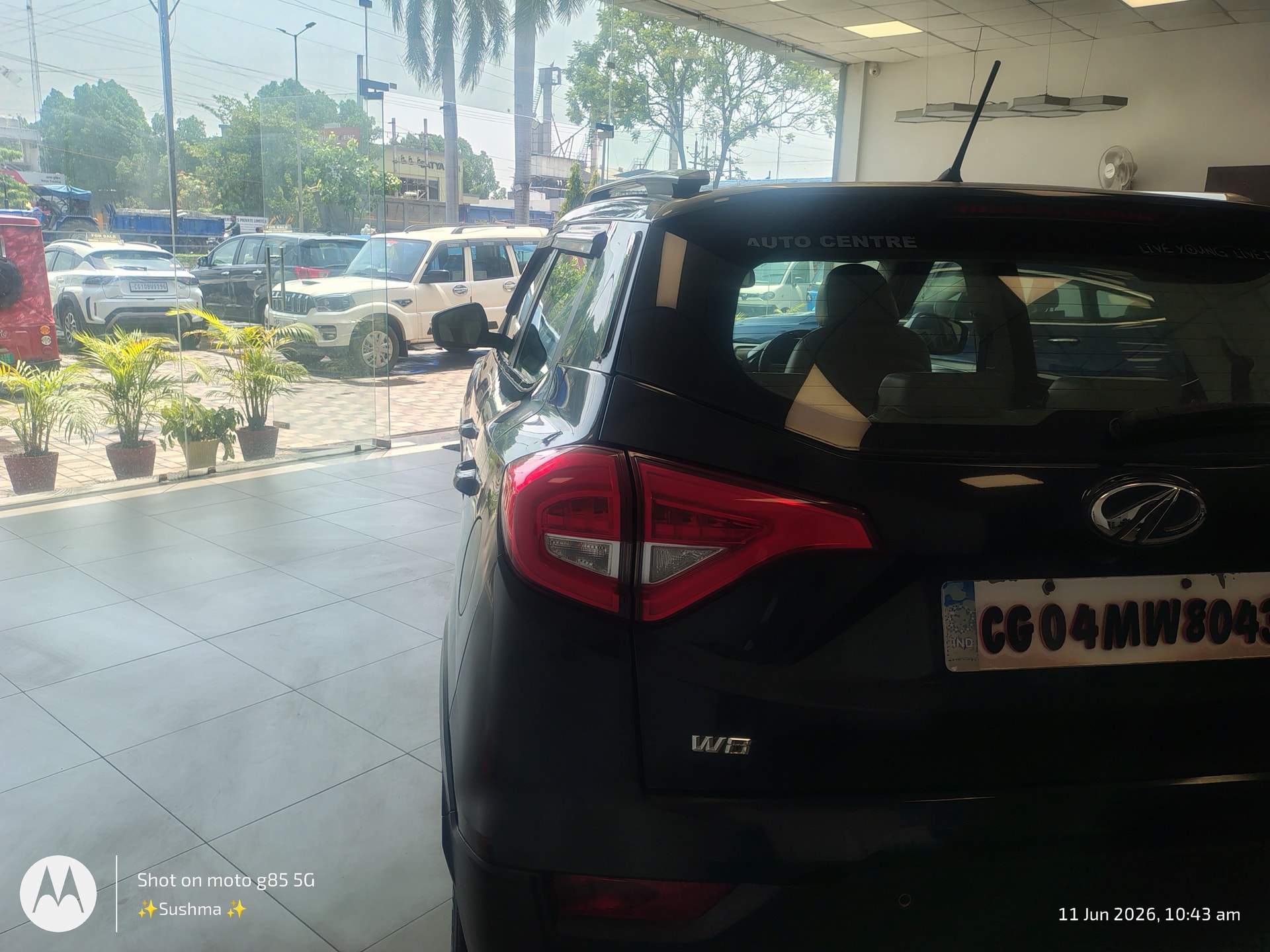 View 2019 Mahindra XUV300 W8 (O) Diesel BS IV Image 10 Used 2019 Mahindra XUV300 W8 (O) Diesel BS IV Image 10