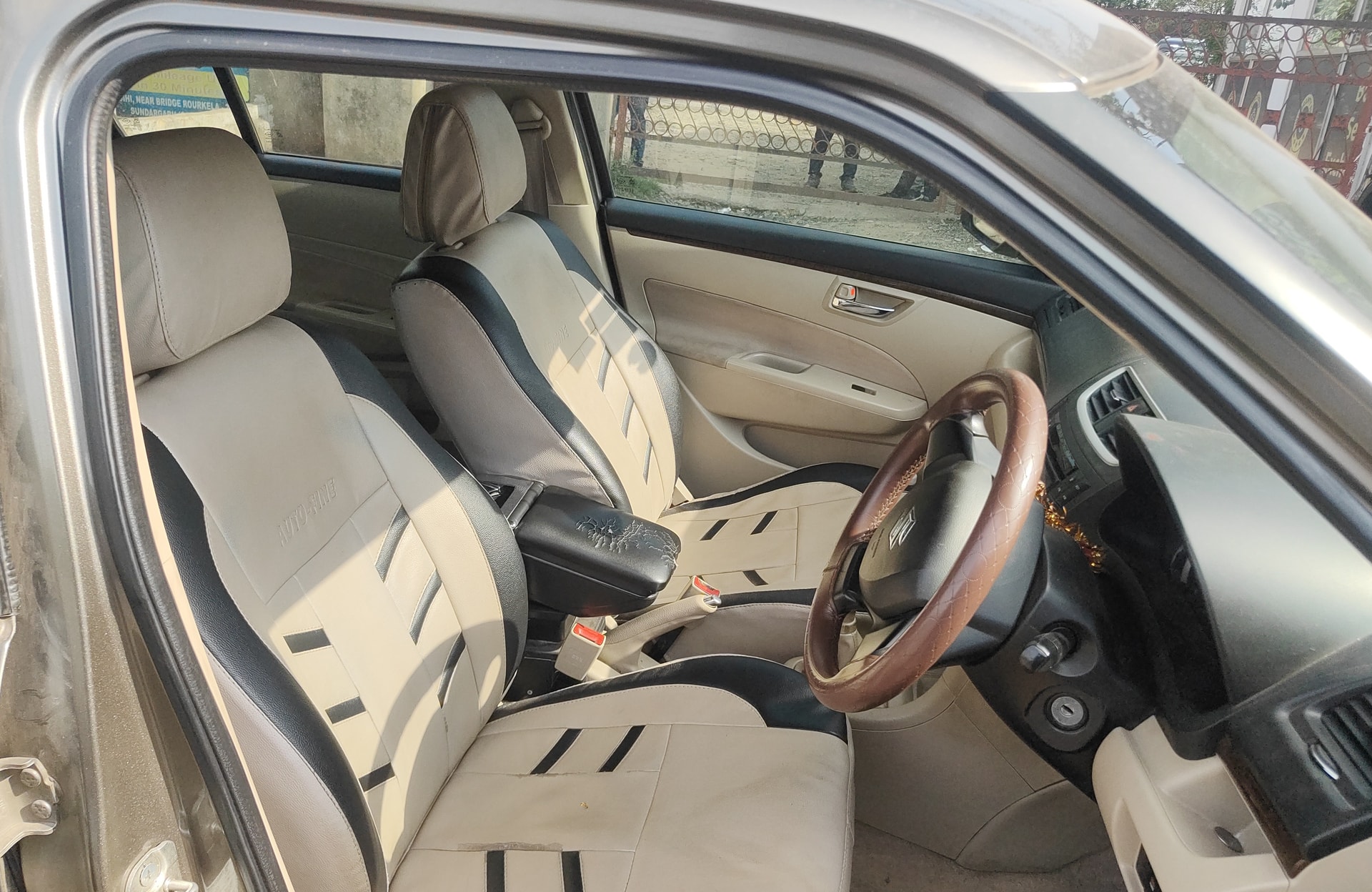 Swift DZire image 3 Swift DZire image 3
