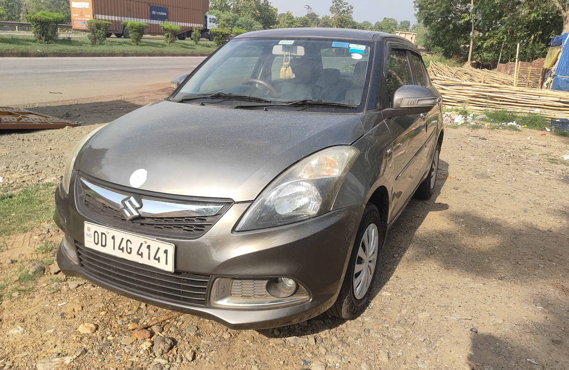 Swift DZire image 1 Swift DZire image 1