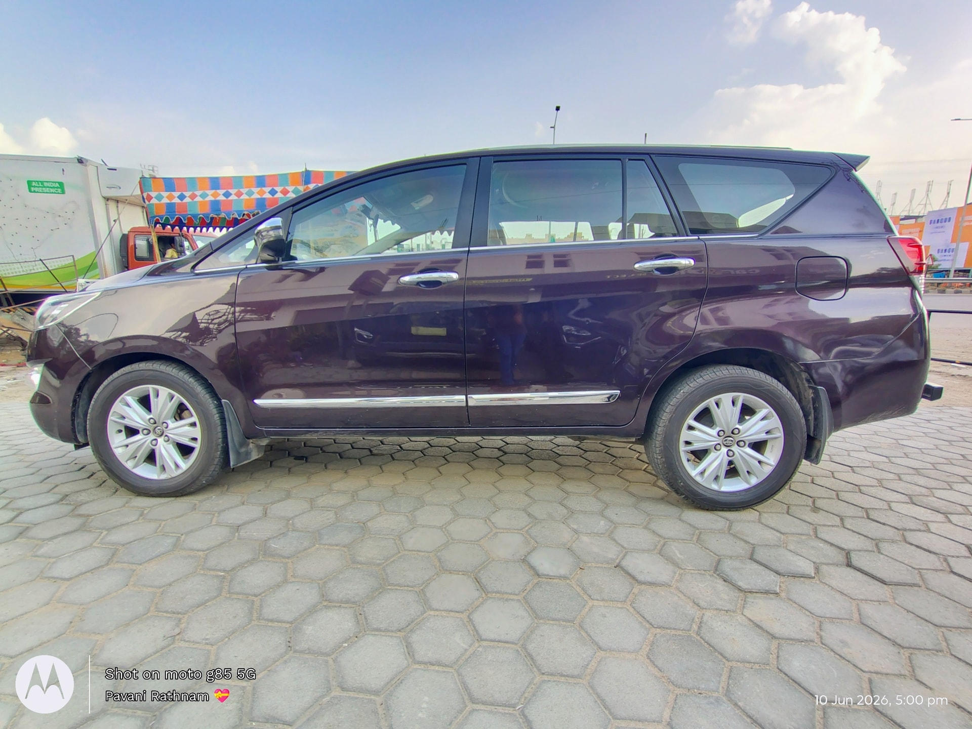 Innova Crysta image 6 Innova Crysta image 6