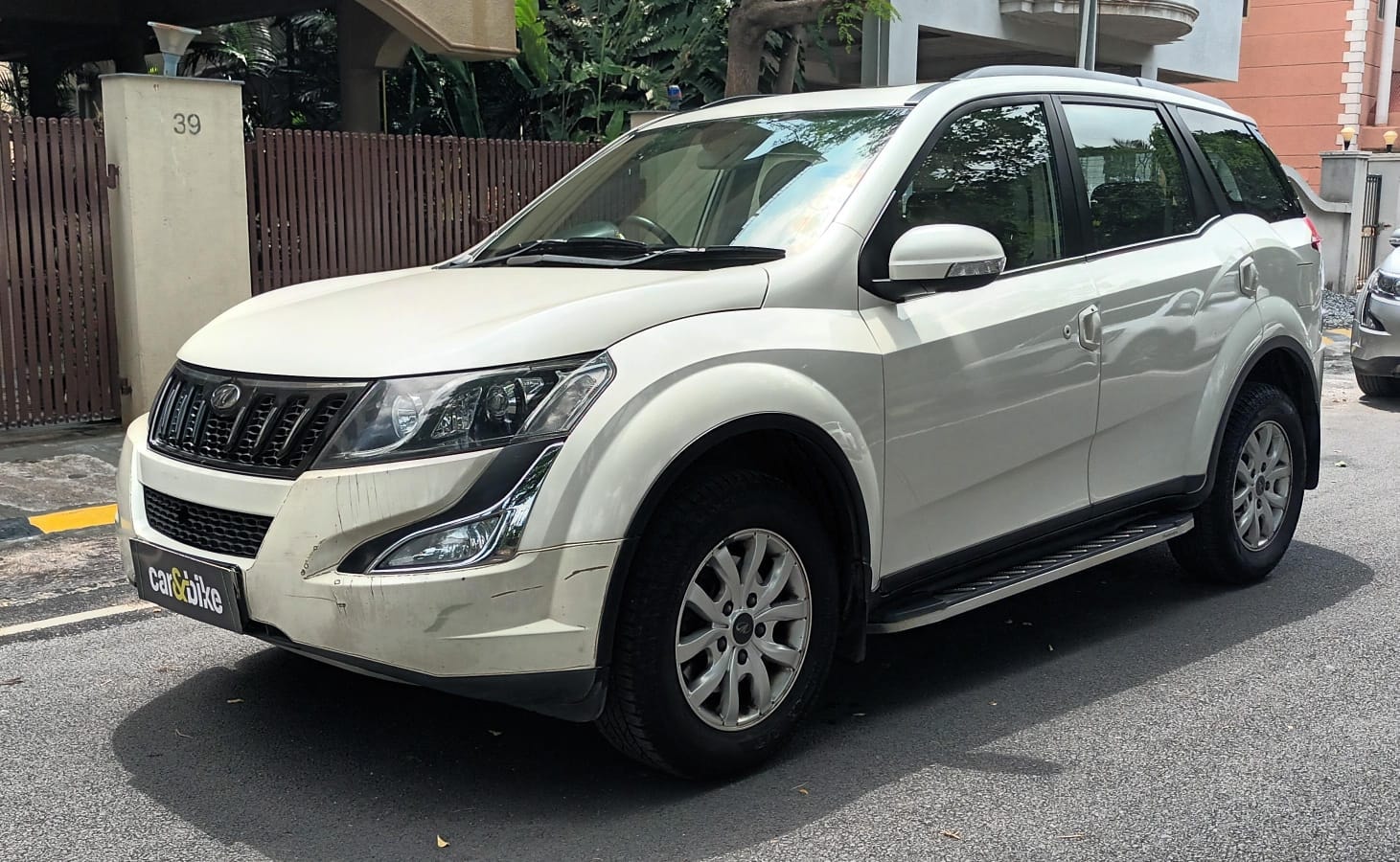XUV500 image 12 XUV500 image 12