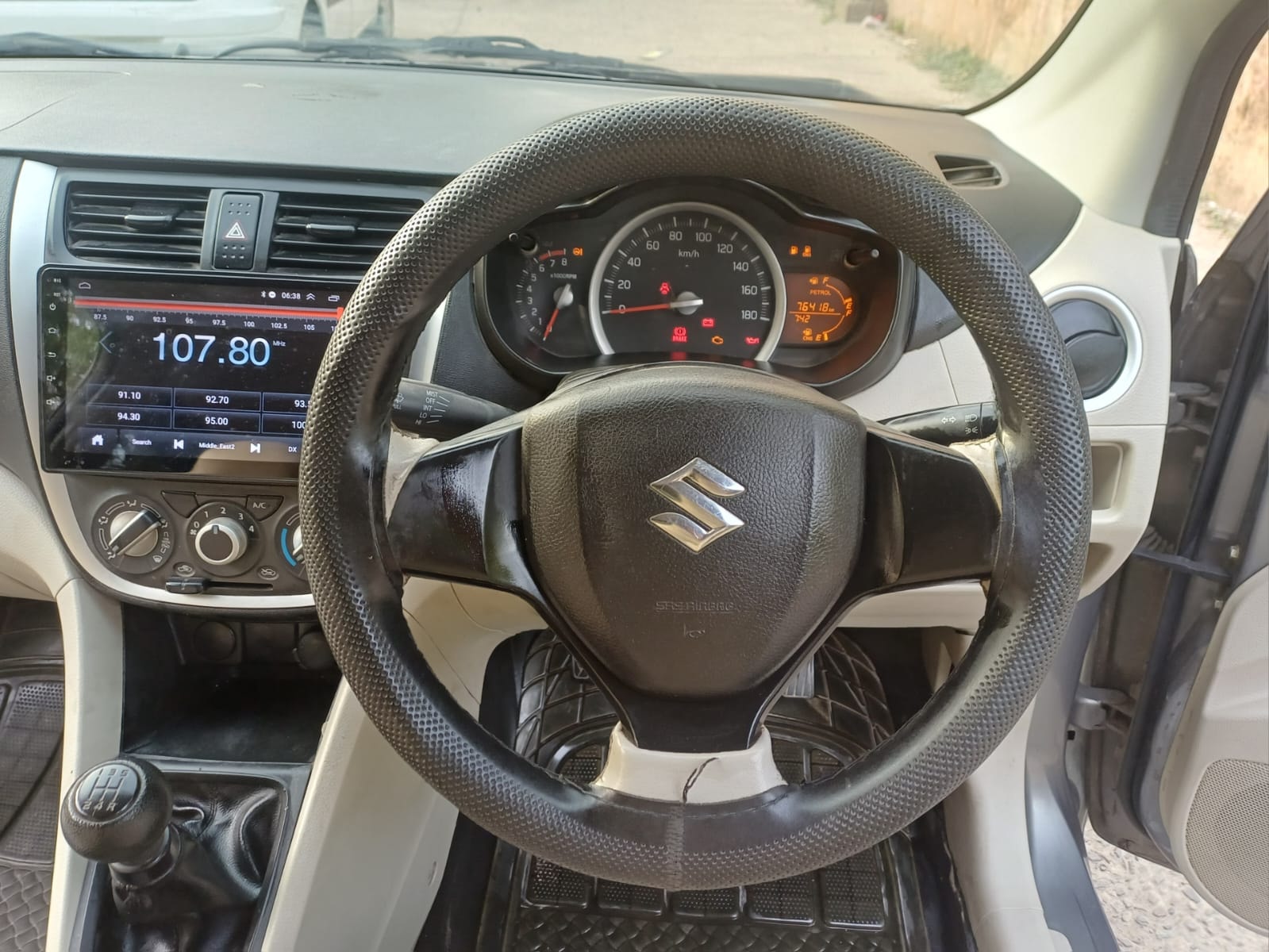 View 2020 Maruti Suzuki Celerio Vxi CNG BS IV Image 11 Used 2020 Maruti Suzuki Celerio Vxi CNG BS IV Image 11