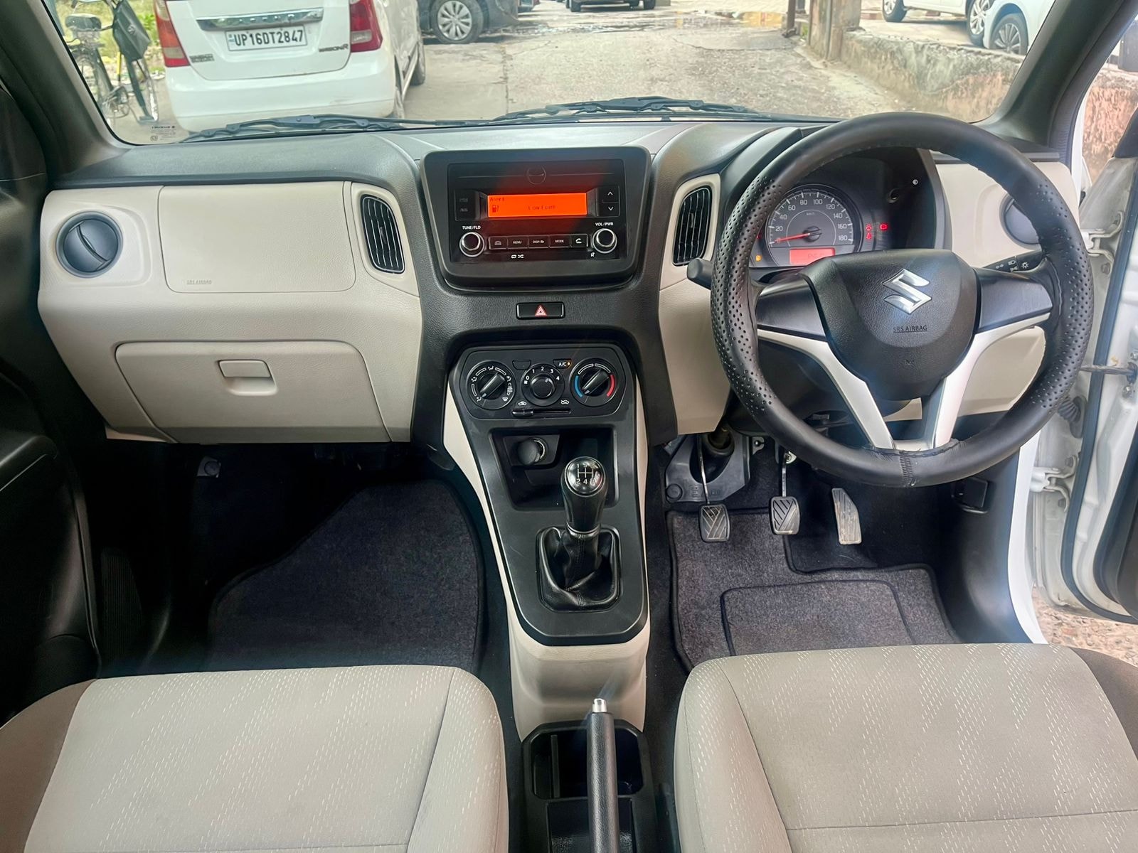 View 2021 Maruti Suzuki Wagon R VXI 1.0 (O) Image 9 Used 2021 Maruti Suzuki Wagon R VXI 1.0 (O) Image 9