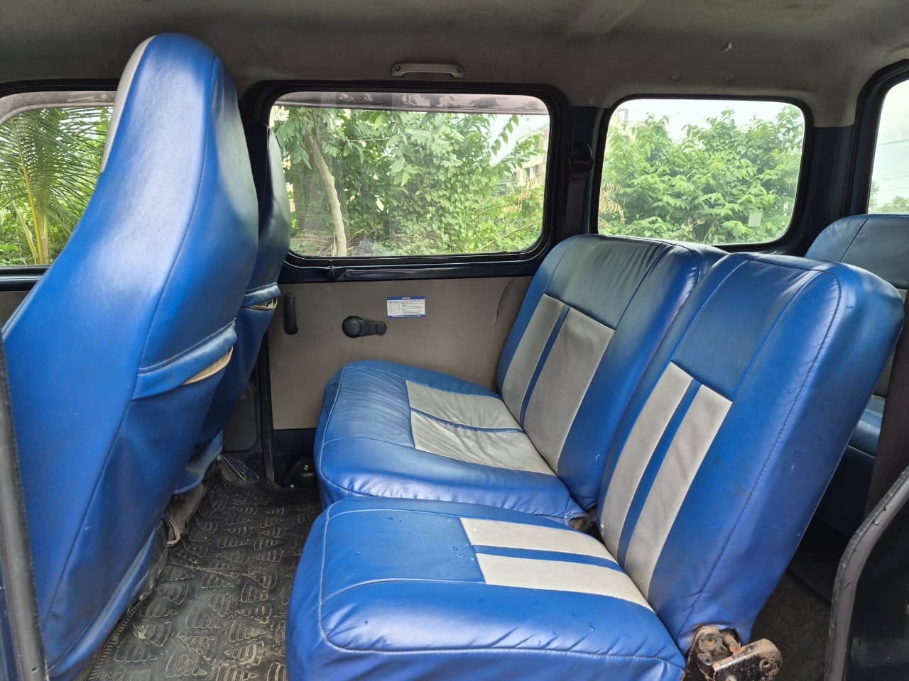 Used 2013 Maruti Suzuki Eeco Used 2013 Maruti Suzuki Eeco