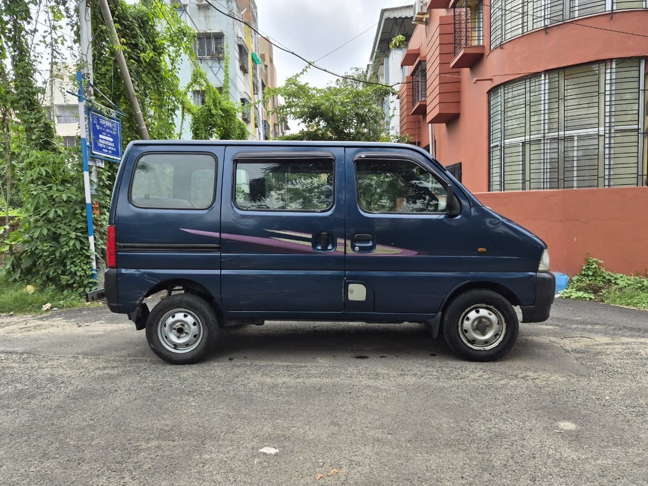 Used 2013 Maruti Suzuki Eeco Used 2013 Maruti Suzuki Eeco