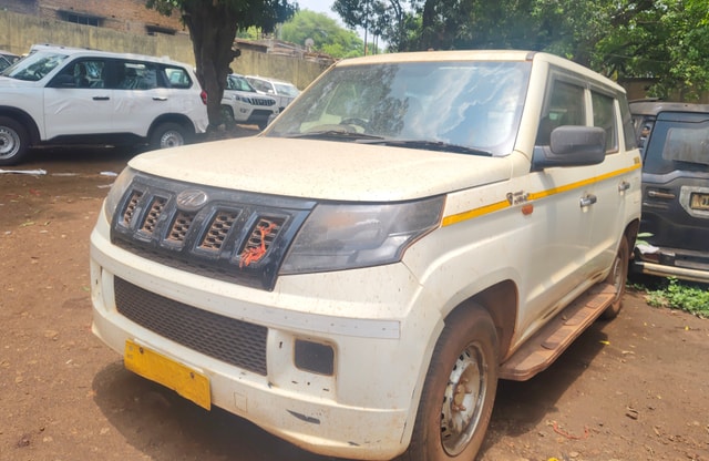 View Mahindra TUV300 Image 1 Used Mahindra TUV300 Image 1