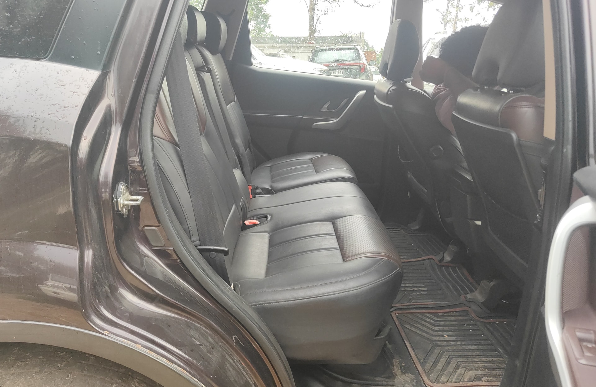 XUV500 image 14 XUV500 image 14