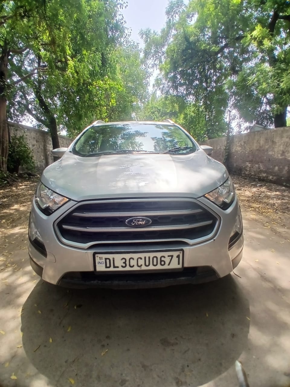View 2021 Ford EcoSport 1.5 TiVCT Petrol Trend BS IV Image 2 Used 2021 Ford EcoSport 1.5 TiVCT Petrol Trend BS IV Image 2