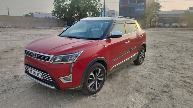 View Mahindra XUV300 Image 1 Used Mahindra XUV300 Image 1