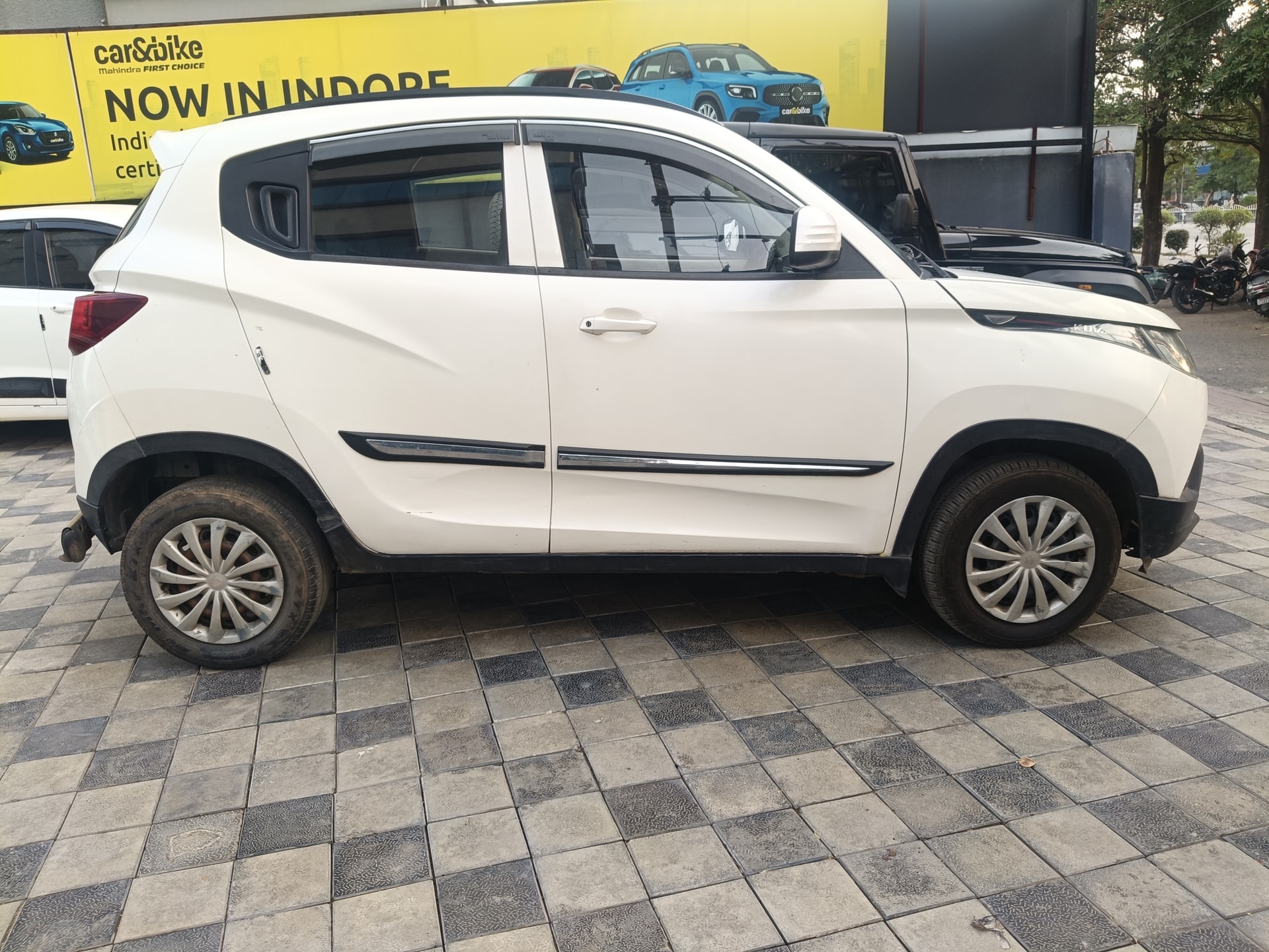 Used 2016 Mahindra KUV100 Used 2016 Mahindra KUV100