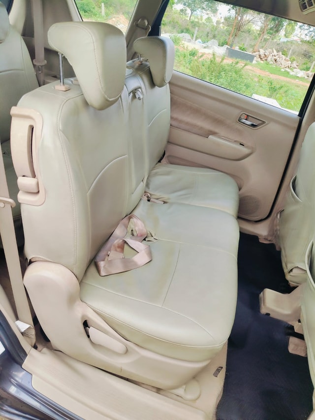 View Maruti Suzuki Ertiga Image 14 Used Maruti Suzuki Ertiga Image 14