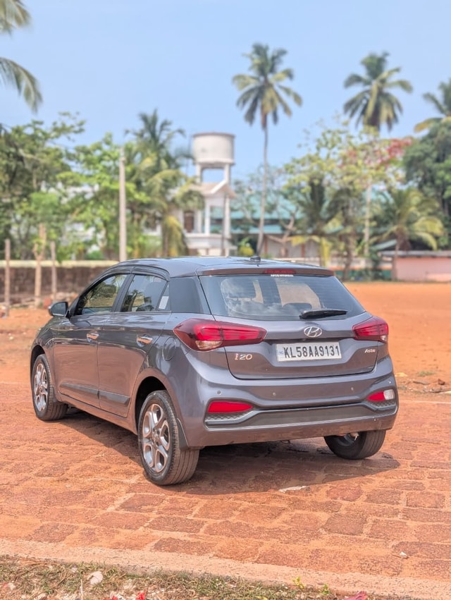 View Hyundai i20 Active Image 5 Used Hyundai i20 Active Image 5