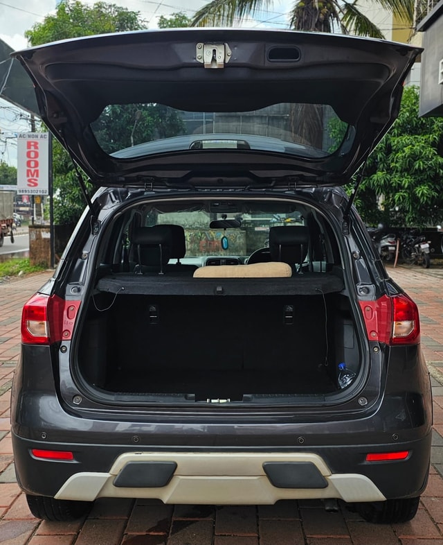 View Maruti Suzuki Vitara Brezza Image 15 Used Maruti Suzuki Vitara Brezza Image 15