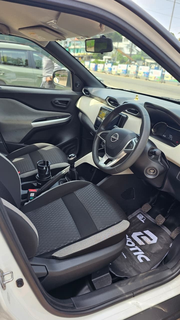 View 2022 Nissan Magnite XE Image 13 Used 2022 Nissan Magnite XE Image 13