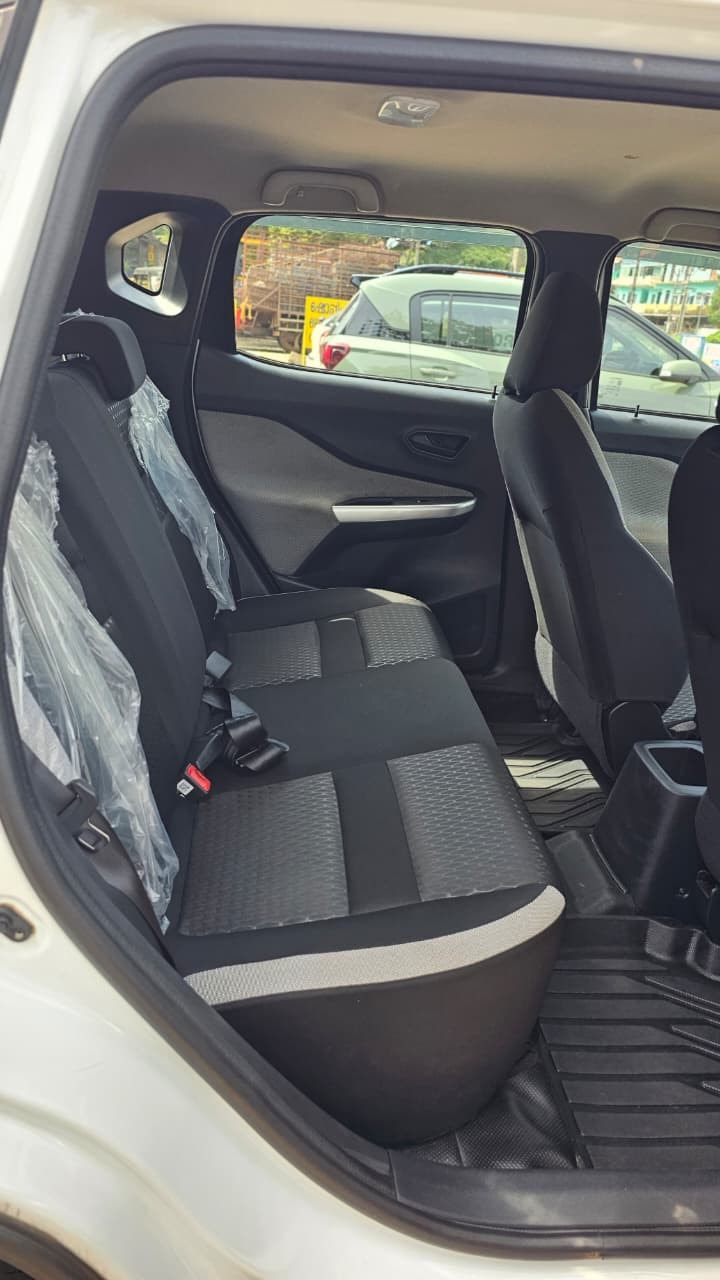 View 2022 Nissan Magnite XE Image 15 Used 2022 Nissan Magnite XE Image 15