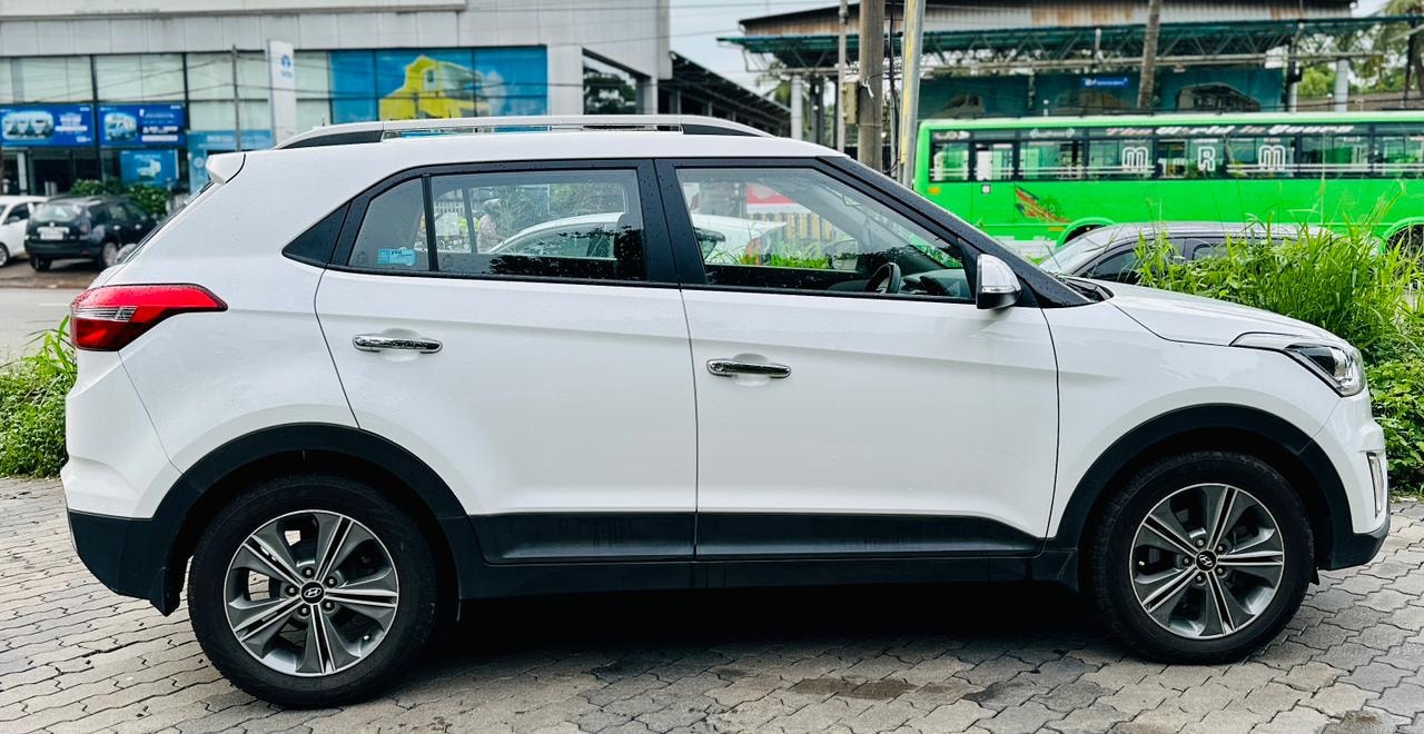 View 2016 Hyundai Creta 1.6 SX Plus Diesel AT Image 8 Used 2016 Hyundai Creta 1.6 SX Plus Diesel AT Image 8