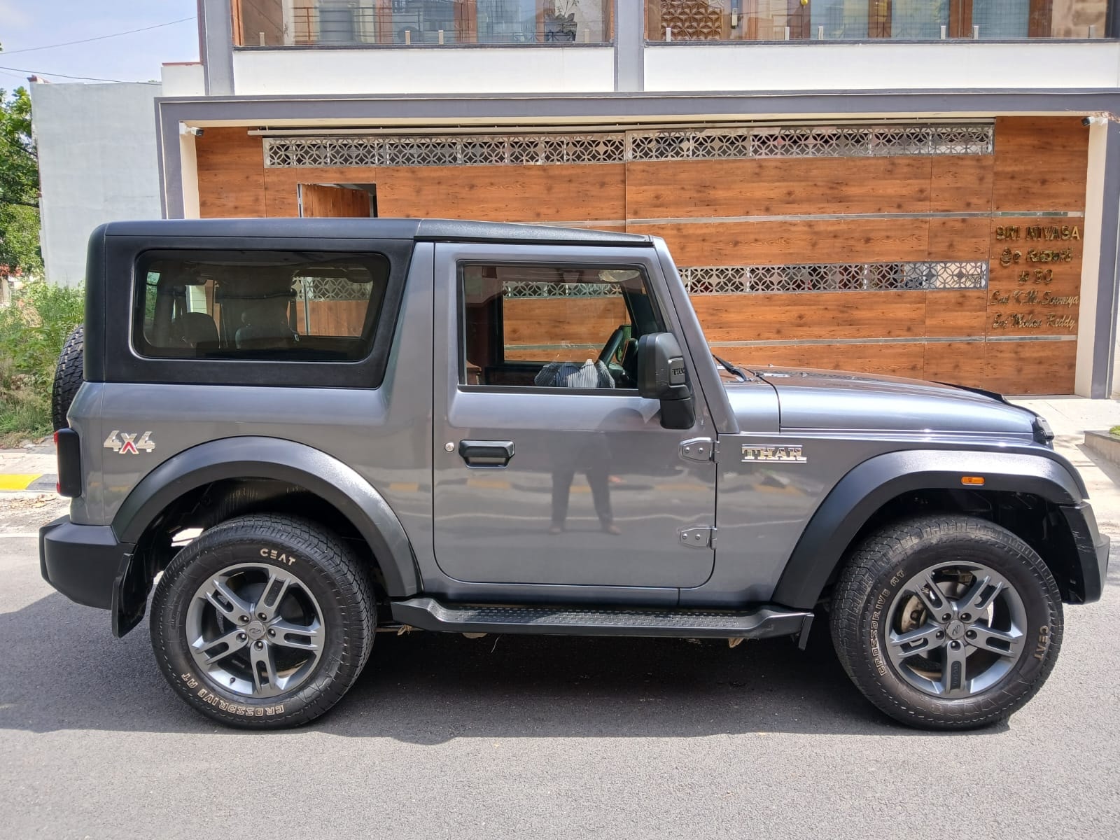 Used 2022 Mahindra Thar Used 2022 Mahindra Thar