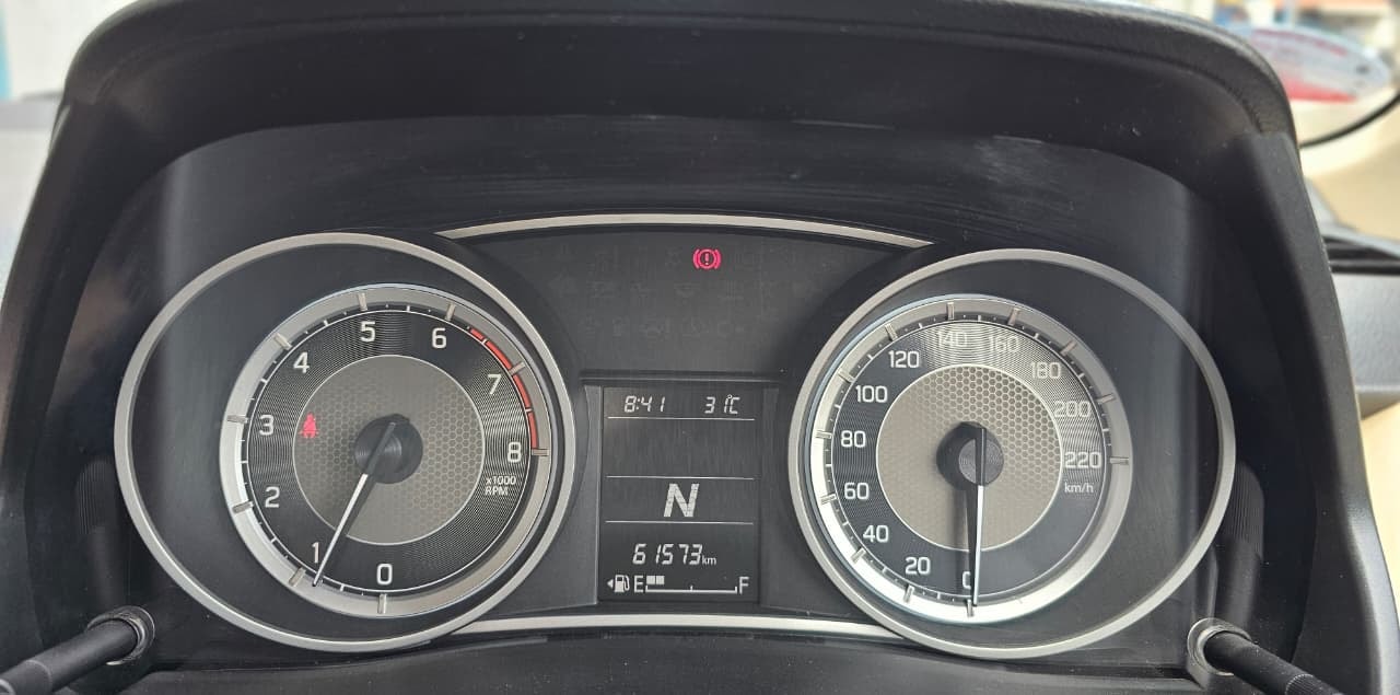 View 2019 Maruti Suzuki Dzire VXI AGS BS IV Image 7 Used 2019 Maruti Suzuki Dzire VXI AGS BS IV Image 7