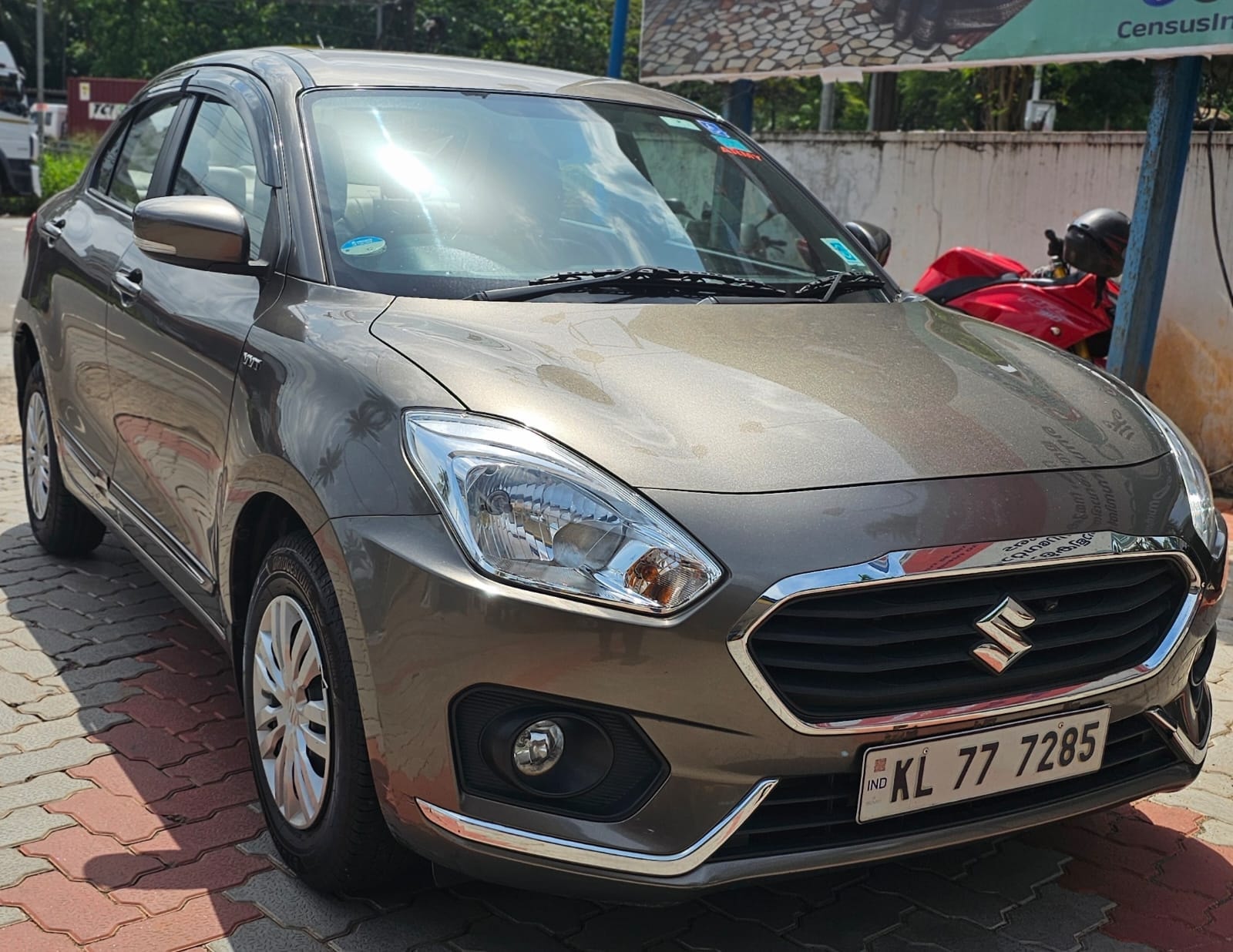 View 2019 Maruti Suzuki Dzire VXI AGS BS IV Image 12 Used 2019 Maruti Suzuki Dzire VXI AGS BS IV Image 12