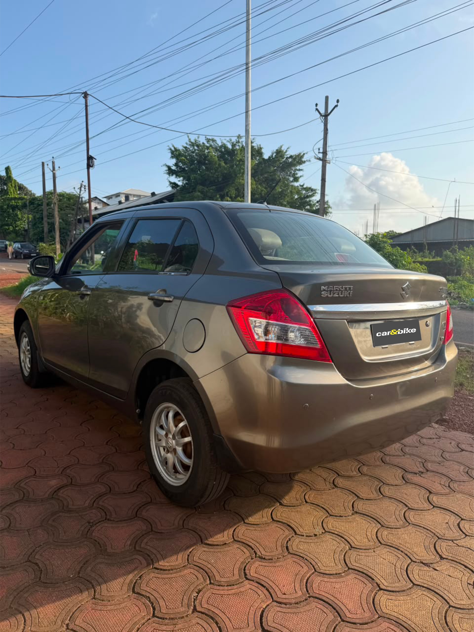 View 2015 Maruti Suzuki Swift DZire VXI Image 10 Used 2015 Maruti Suzuki Swift DZire VXI Image 10