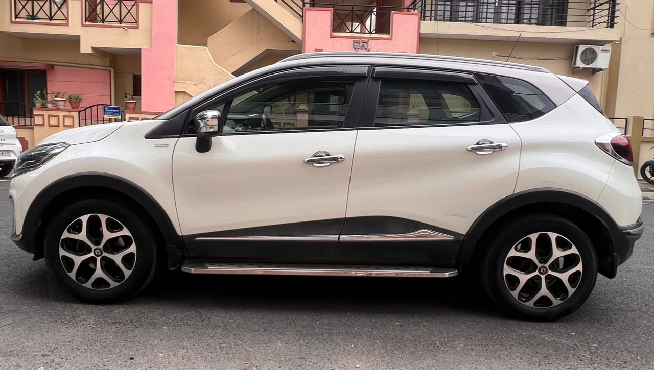 View 2018 Renault Captur Platine Mono Diesel Image 6 Used 2018 Renault Captur Platine Mono Diesel Image 6