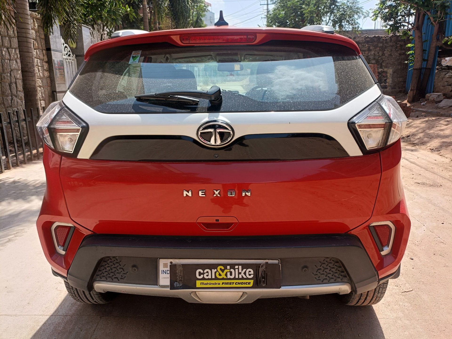 View 2022 Tata Nexon Revotron XZA Plus AMT Image 3 Used 2022 Tata Nexon Revotron XZA Plus AMT Image 3