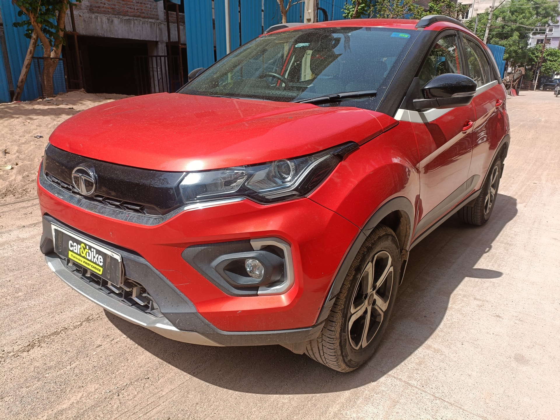 View 2022 Tata Nexon Revotron XZA Plus AMT Image 1 Used 2022 Tata Nexon Revotron XZA Plus AMT Image 1