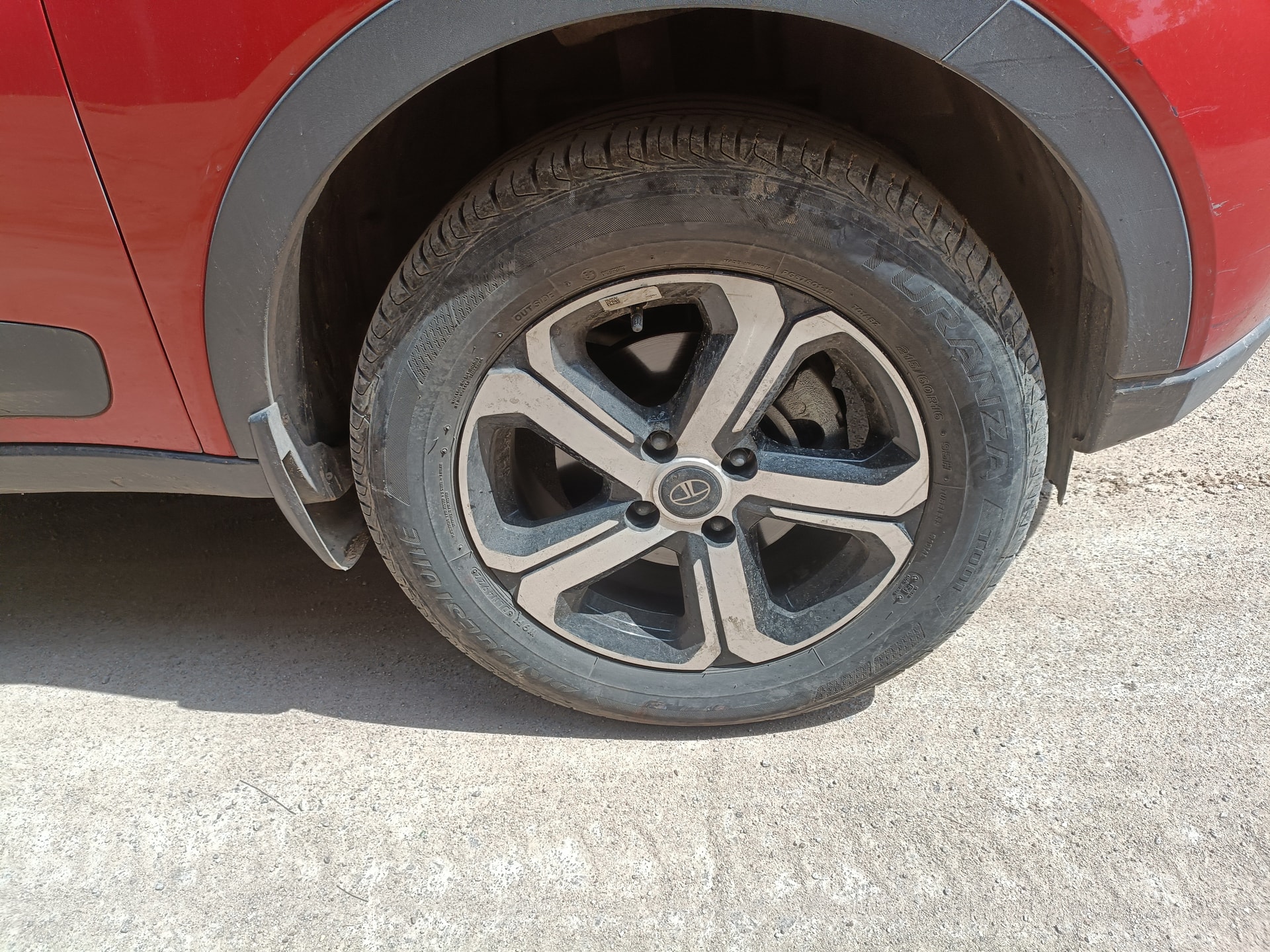 View 2022 Tata Nexon Revotron XZA Plus AMT Image 8 Used 2022 Tata Nexon Revotron XZA Plus AMT Image 8