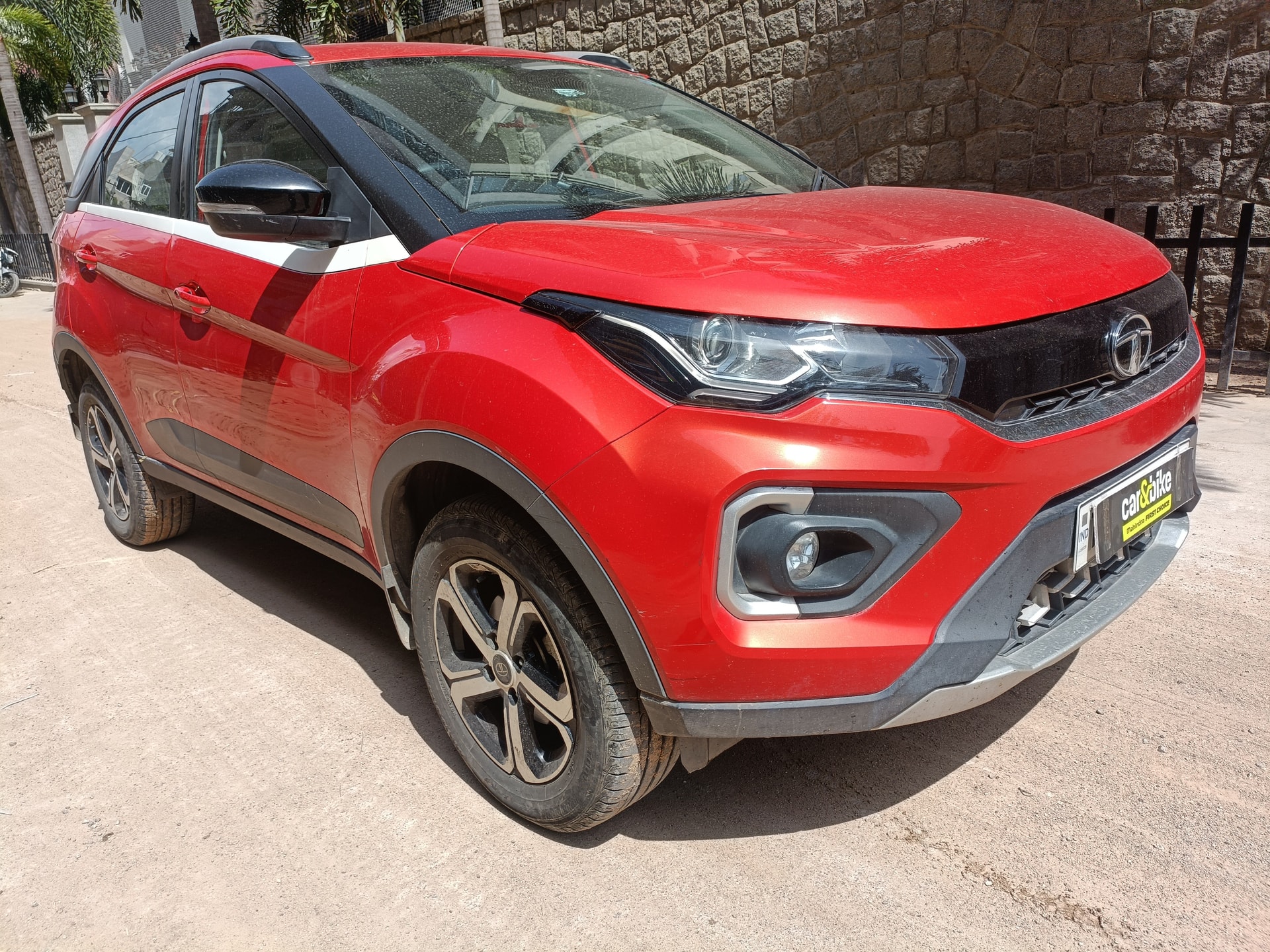 View 2022 Tata Nexon Revotron XZA Plus AMT Image 7 Used 2022 Tata Nexon Revotron XZA Plus AMT Image 7