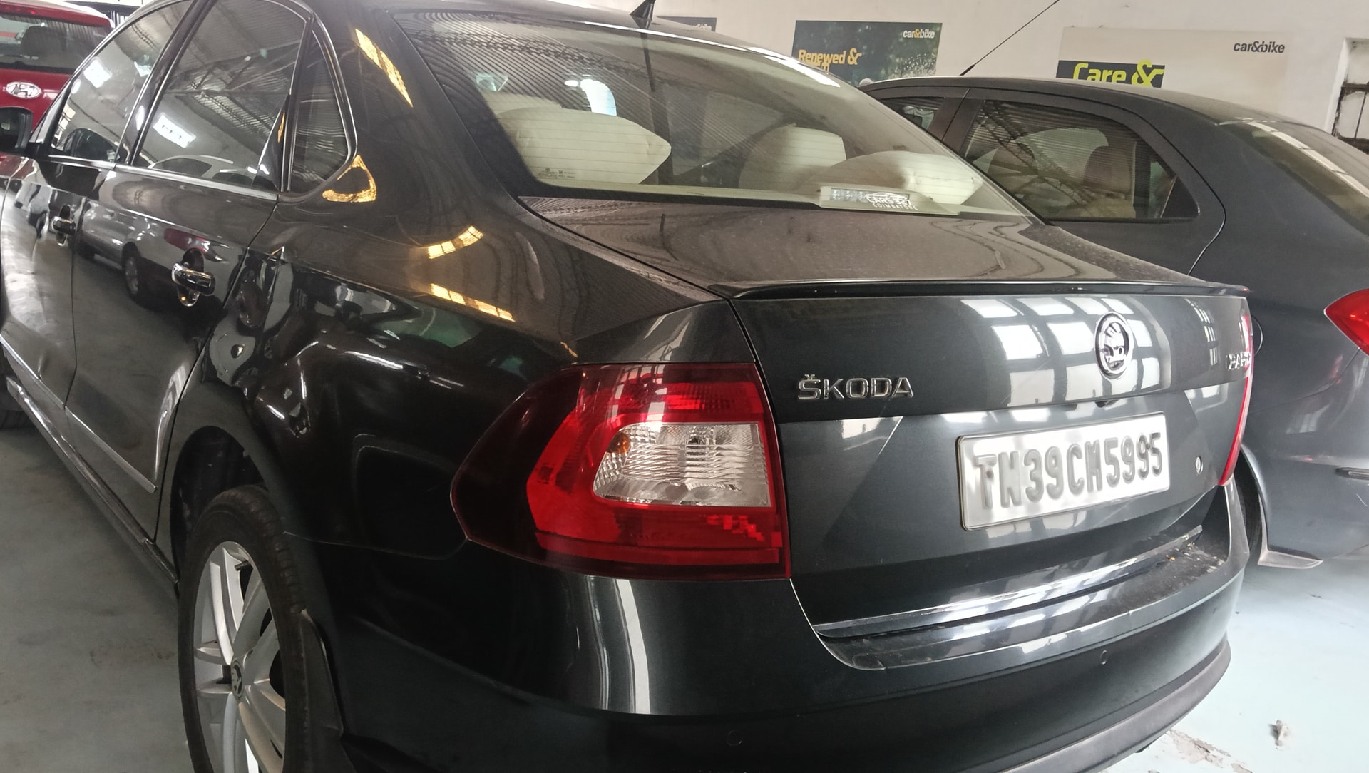 View 2018 Skoda Rapid 1.5 TDI CR Style AT BS IV Image 3 Used 2018 Skoda Rapid 1.5 TDI CR Style AT BS IV Image 3