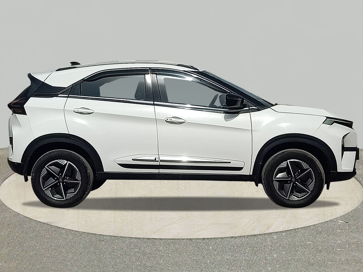 View 2024 Tata Nexon Creative 1.2 iCNG Image 5 Used 2024 Tata Nexon Creative 1.2 iCNG Image 5