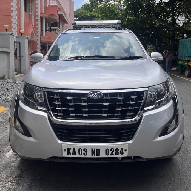 View Mahindra XUV500 Image 1 Used Mahindra XUV500 Image 1