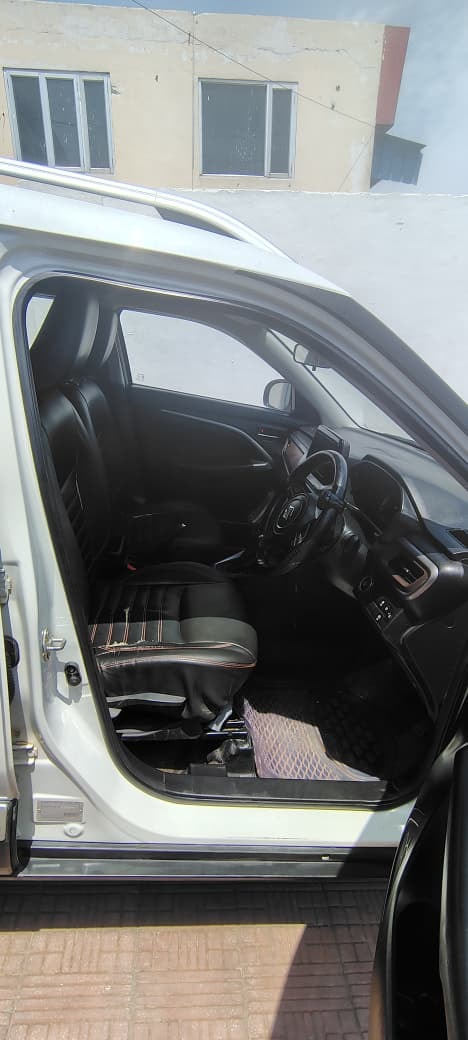 View Maruti Suzuki Brezza Image 3 Used Maruti Suzuki Brezza Image 3