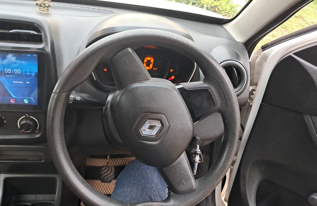 View Renault Kwid Image 11 Used Renault Kwid Image 11