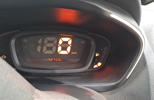 View Renault Kwid Image 7 Used Renault Kwid Image 7