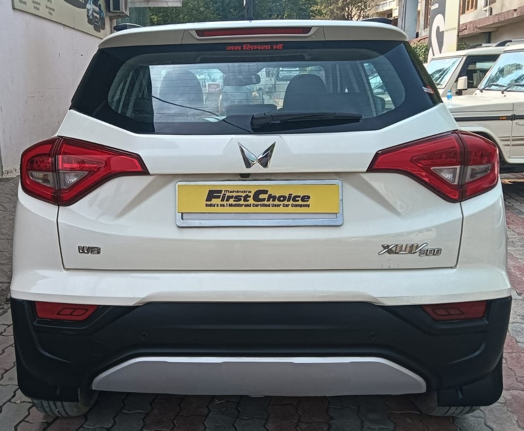 Used 2023 Mahindra XUV300 Used 2023 Mahindra XUV300