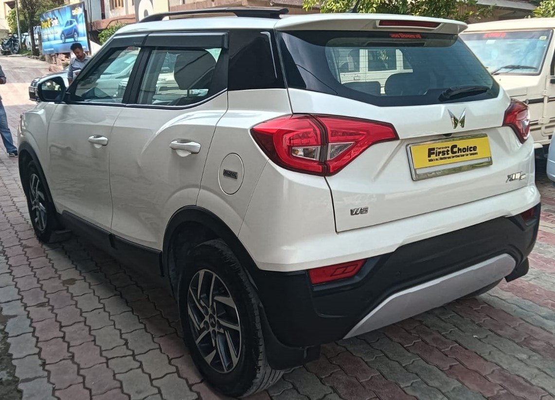 Used 2023 Mahindra XUV300 Used 2023 Mahindra XUV300