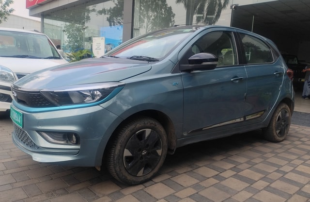 View Tata Tiago EV Image 1 Used Tata Tiago EV Image 1