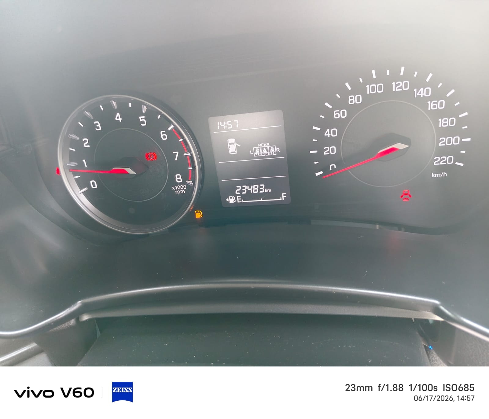 View 2025 Maruti Suzuki Swift VXI Image 7 Used 2025 Maruti Suzuki Swift VXI Image 7