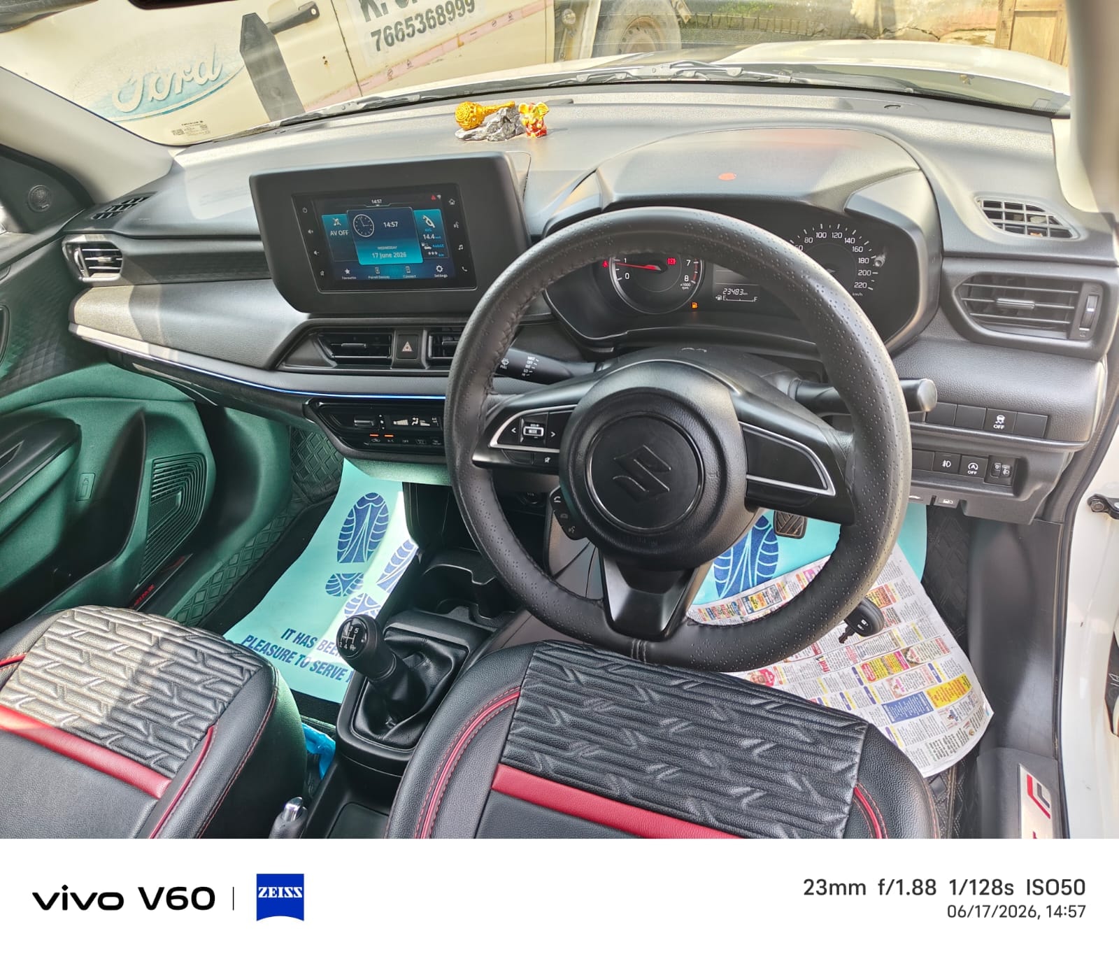 View 2025 Maruti Suzuki Swift VXI Image 9 Used 2025 Maruti Suzuki Swift VXI Image 9