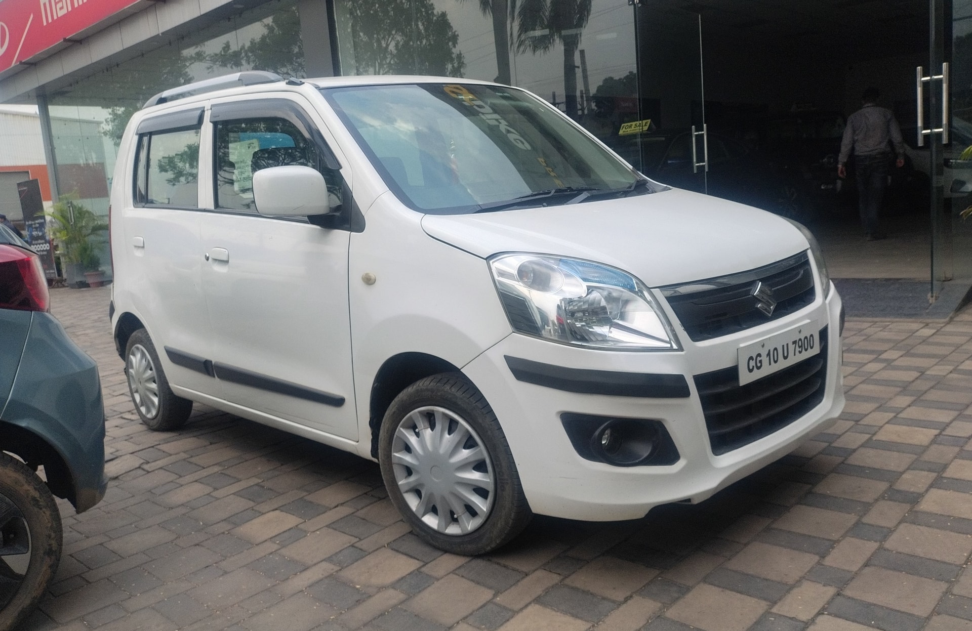 View 2014 Maruti Suzuki Wagon R VXI 1.0 BS IV Image 12 Used 2014 Maruti Suzuki Wagon R VXI 1.0 BS IV Image 12