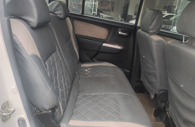 View Maruti Suzuki Wagon R Image 14 Used Maruti Suzuki Wagon R Image 14