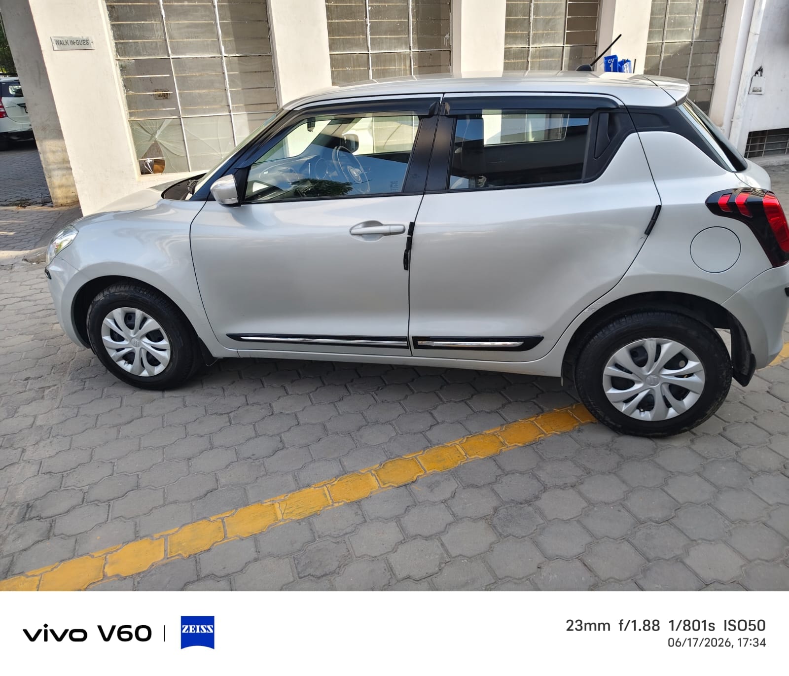 View 2018 Maruti Suzuki Swift VXI BS IV Image 4 Used 2018 Maruti Suzuki Swift VXI BS IV Image 4