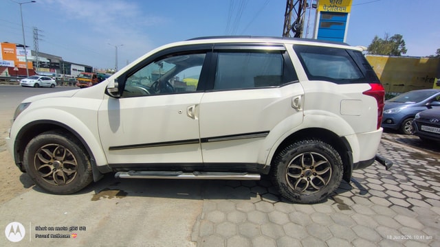 View Mahindra XUV500 Image 6 Used Mahindra XUV500 Image 6