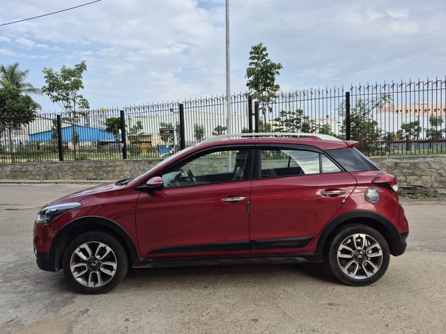 View Hyundai i20 Active Image 6 Used Hyundai i20 Active Image 6