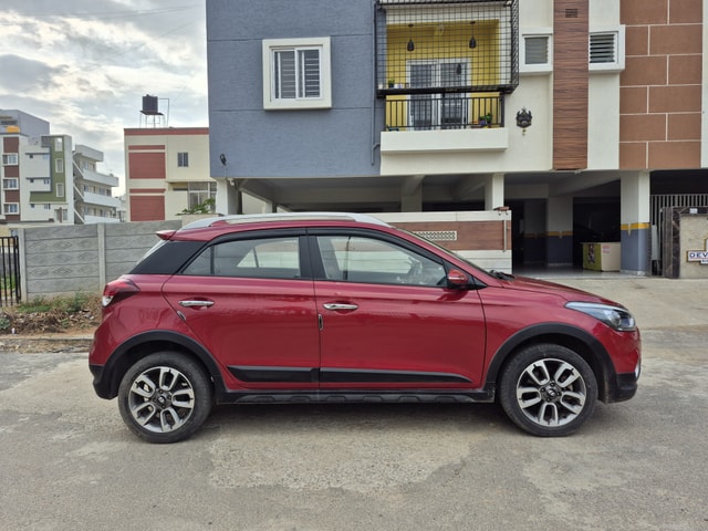 View Hyundai i20 Active Image 8 Used Hyundai i20 Active Image 8