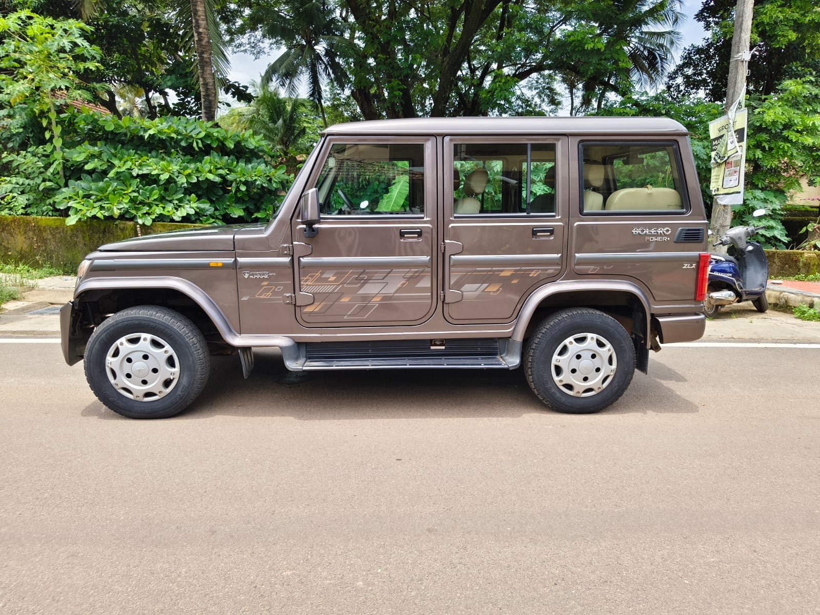 View 2018 Mahindra Bolero Power Plus ZLX BS4 Image 6 Used 2018 Mahindra Bolero Power Plus ZLX BS4 Image 6