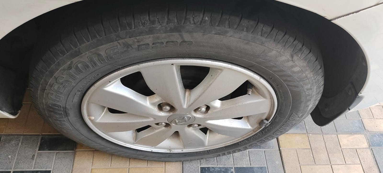 View 2014 Hyundai Xcent S Diesel (O) Image 10 Used 2014 Hyundai Xcent S Diesel (O) Image 10