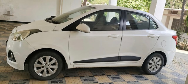 View Hyundai Xcent Image 4 Used Hyundai Xcent Image 4